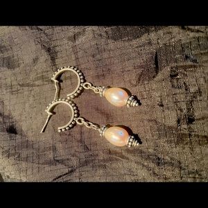 Light pink pearl dangle earrings